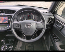 Toyota Corolla Axio 2016