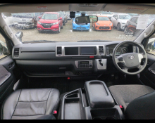 Toyota Hiace Wagon 2016