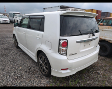 Toyota Corolla Rumion 2012