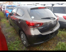 Mazda Mazda2 2021