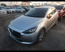 Mazda Mazda2 2021