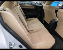 Toyota Corolla Axio 2012