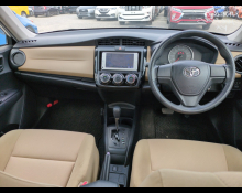 Toyota Corolla Axio 2012