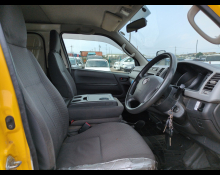 Toyota Hiace Van 2011