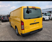 Toyota Hiace Van 2011