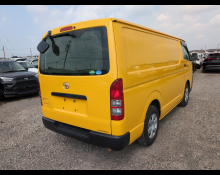 Toyota Hiace Van 2011
