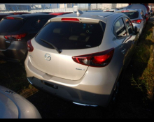 Mazda Mazda2 2022