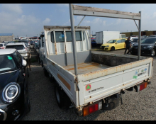 Isuzu Elf 2017