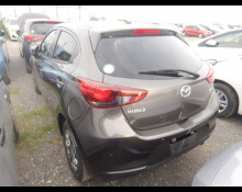 Mazda Mazda2 2021