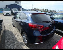Mazda Mazda2 2022