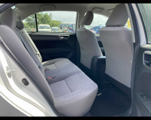 Toyota Corolla Axio 2012