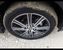 Toyota Corolla Axio 2016