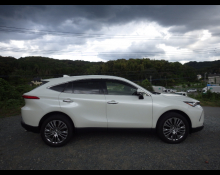 Toyota Harrier Hybrid 2022