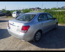 Toyota Corolla Axio 2013