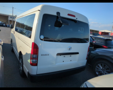 Toyota Hiace Wagon 2021