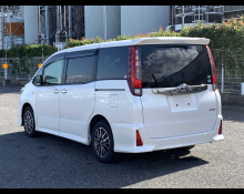 Toyota Noah 2017