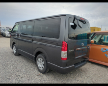 Toyota Hiace Van 2016