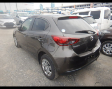 Mazda Mazda2 2021