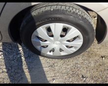 Toyota Corolla Axio 2012