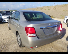 Toyota Corolla Axio 2012