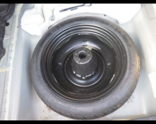 Toyota Corolla Axio 2012