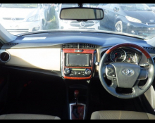 Toyota Corolla Axio 2012