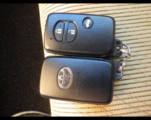 Toyota Corolla Axio 2012