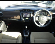 Toyota Corolla Axio 2013