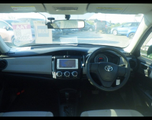 Toyota Corolla Axio 2013