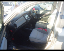 Toyota Corolla Axio 2013