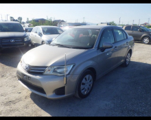 Toyota Corolla Axio 2012