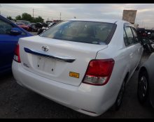 Toyota Corolla Axio 2013