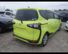 Toyota Sienta 2016