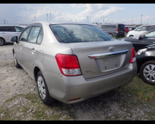 Toyota Corolla Axio 2013