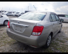 Toyota Corolla Axio 2013