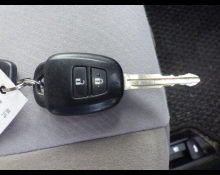 Toyota Corolla Axio 2013