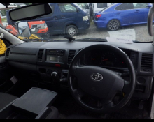 Toyota Hiace Van 2014