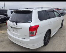 Toyota Corolla Fielder 2011