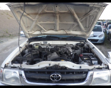 Toyota Hilux Sports Pickup 2002