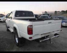 Toyota Hilux Sports Pickup 2002