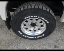 Toyota Hilux Sports Pickup 2002