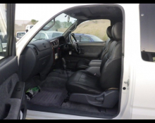 Toyota Hilux Sports Pickup 2002