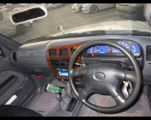 Toyota Hilux Sports Pickup 2002