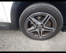 Mercedes Benz GLB-Class 2021