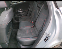 Mercedes Benz GLA-class 2021