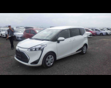Toyota Sienta 2019