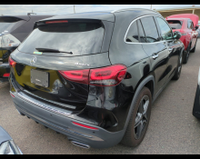 Mercedes Benz GLA-class 2021