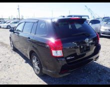 Toyota Corolla Fielder 2015