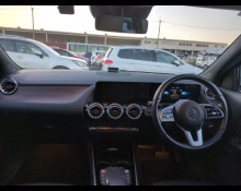 Mercedes Benz GLA-class 2021