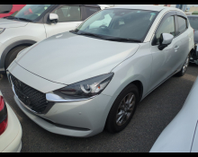 Mazda Mazda2 2022